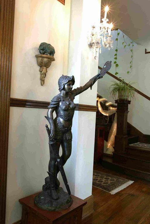 Beall Mansion An Elegant Bed & Breakfast Inn Alton Intérieur photo