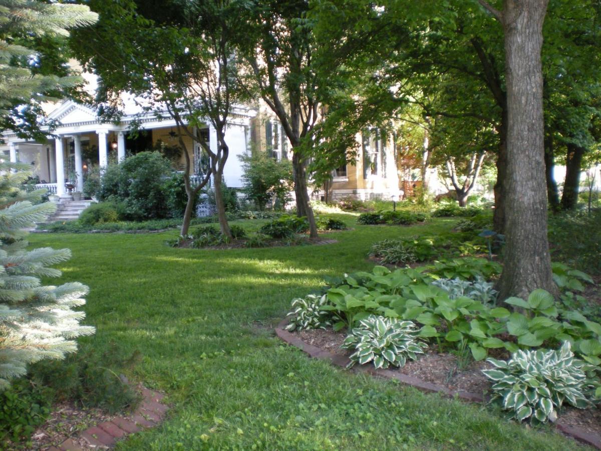 Beall Mansion An Elegant Bed & Breakfast Inn Alton Extérieur photo